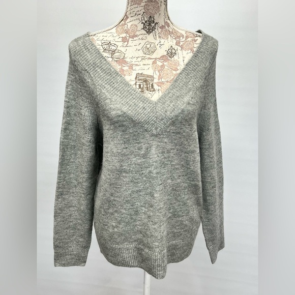 PEYTON‎ JENSEN Gray double V neck sweater size S - Picture 8 of 13